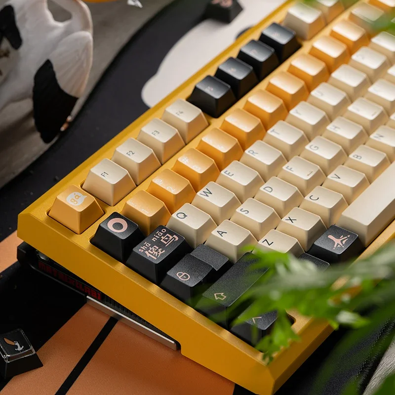 

Pelican R2 custom mechanical keyboard two-color keycap ABS original height