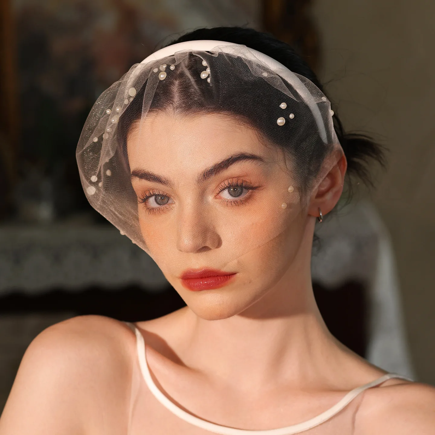 

Handmade Beaded Short Bridal Veil Headband, White Mesh Face Covering Headpiece for Wedding Party