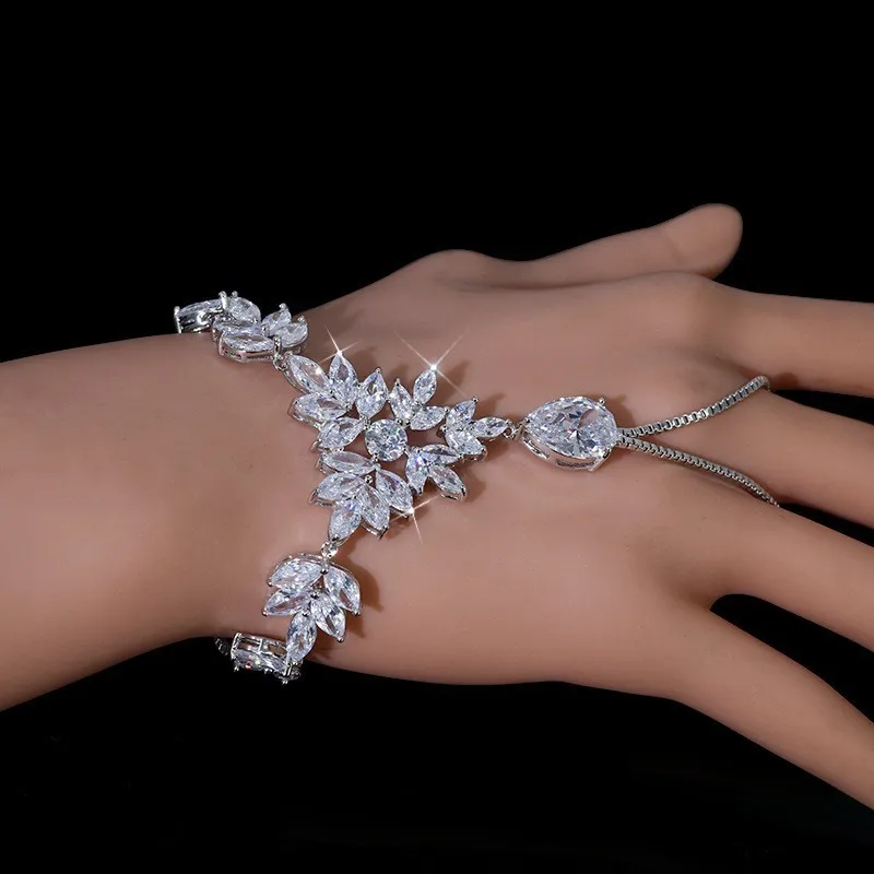 

Timeless Elegance | Copper Zirconia Minimalist Bracelet | Matte Metal | Commute & Date Essential