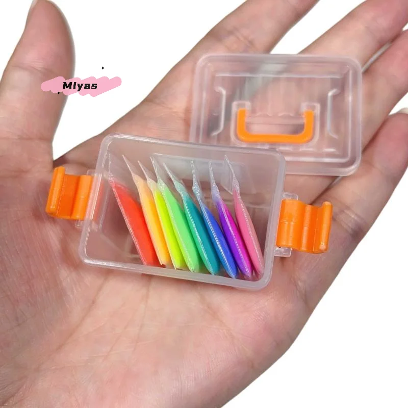 مجموعة بيت الدمى الصغيرة مكونة من 8 ألوان من الطين الخفيف للغاية صندوق نموذج محمول دعائم زخرفية ملحقات مشهد مصغر للديكور المنزلي