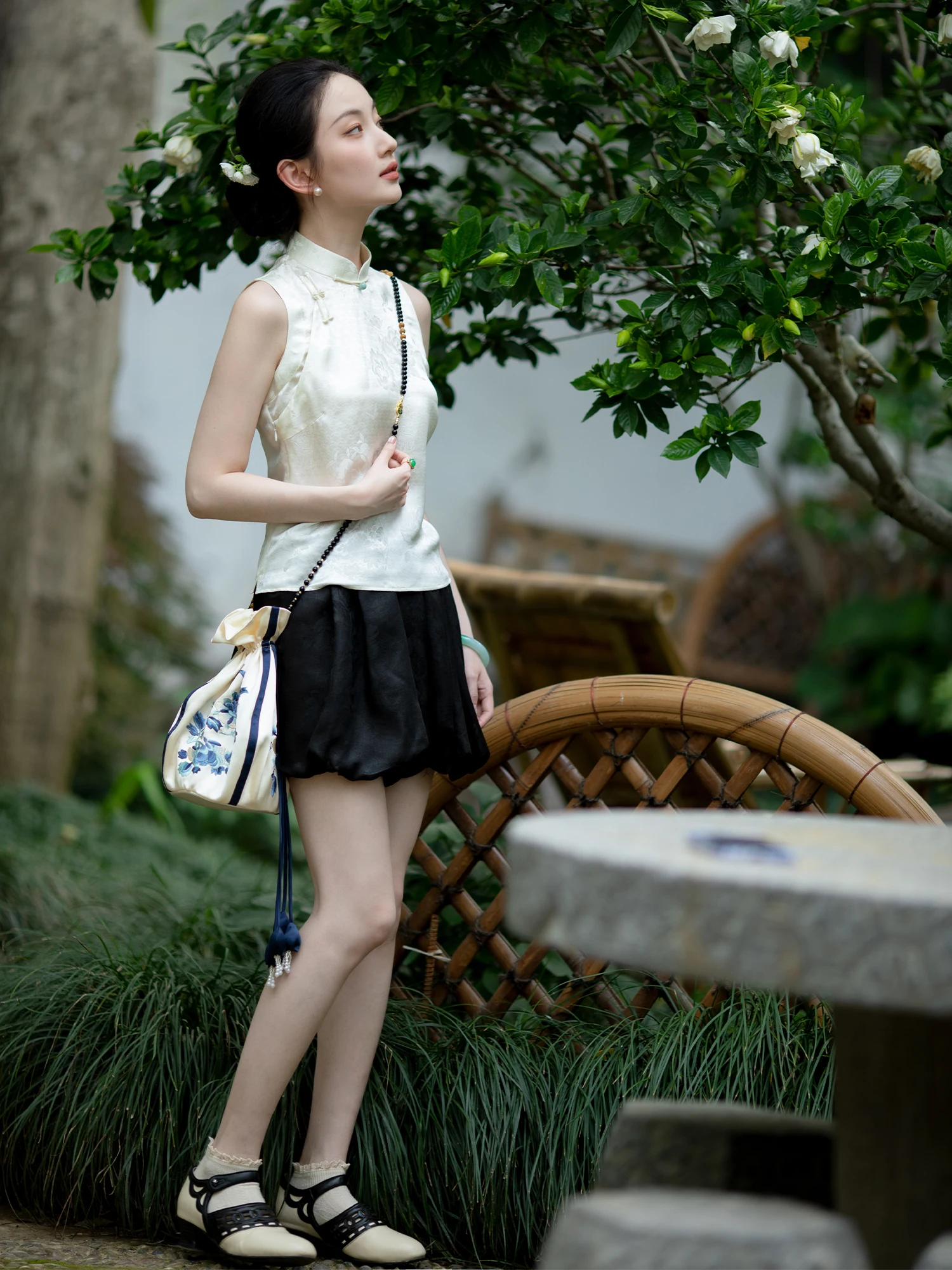 

Шелковый атлас с вышивкой, воротником-стойкой и пуговицами, новинка лета 20%, традиционный китайский женский топ