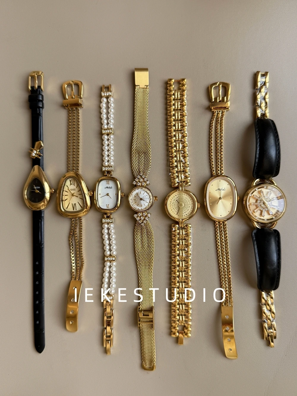 

Gold Vintage Style Women'S Watch, Sophisticated And Stylish Design, Trendy Quartz Watch, Women'S Fashion Watch, Watch Accessory.