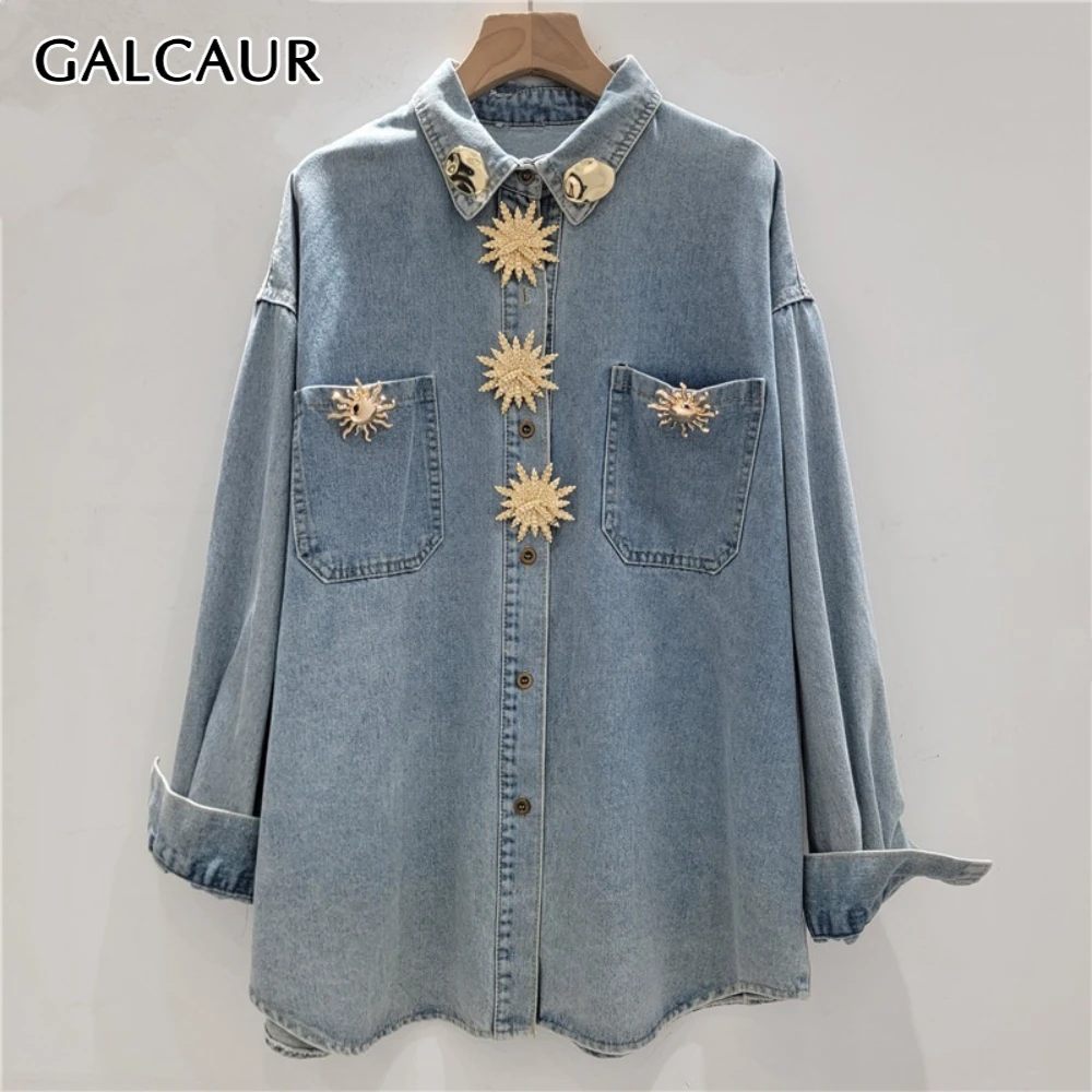 

Женская рубашка GALCAUR синего цвета с металлическим декором, отложным воротником, длинными рукавами, свободного кроя, в винтажном литературном стиле, осенняя модная коллекция