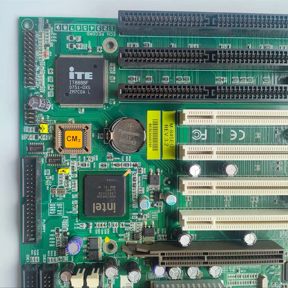 Scheda madre per apparecchiature optoelettroniche industriali M-845EG REV: 3.2 Scheda doppia rete 3 ISA