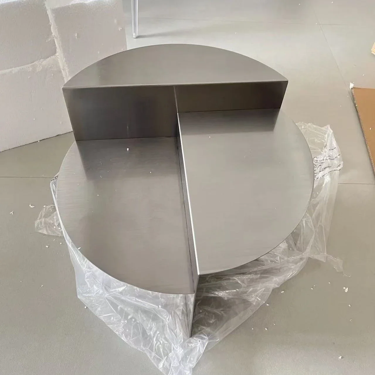 الشمال الإبداعية طاولة صغيرة غرفة المعيشة ضوء الفاخرة الفولاذ المقاوم للصدأ طاولات القهوة مقهى الترفيه طاولة طعام صور الدعائم الجداول