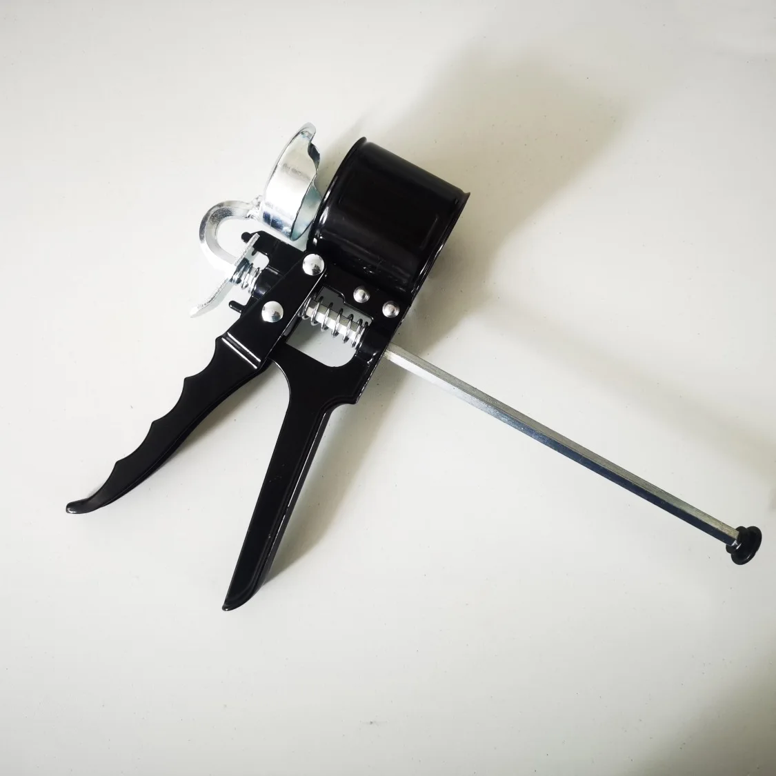 Kompaktowy pistolet do uszczelniania bez kapania Rama ze stopu aluminium Współpracuje ze wszystkimi rurami o średnicy 5 cm Wygodny i oszczędzający pracę DIY