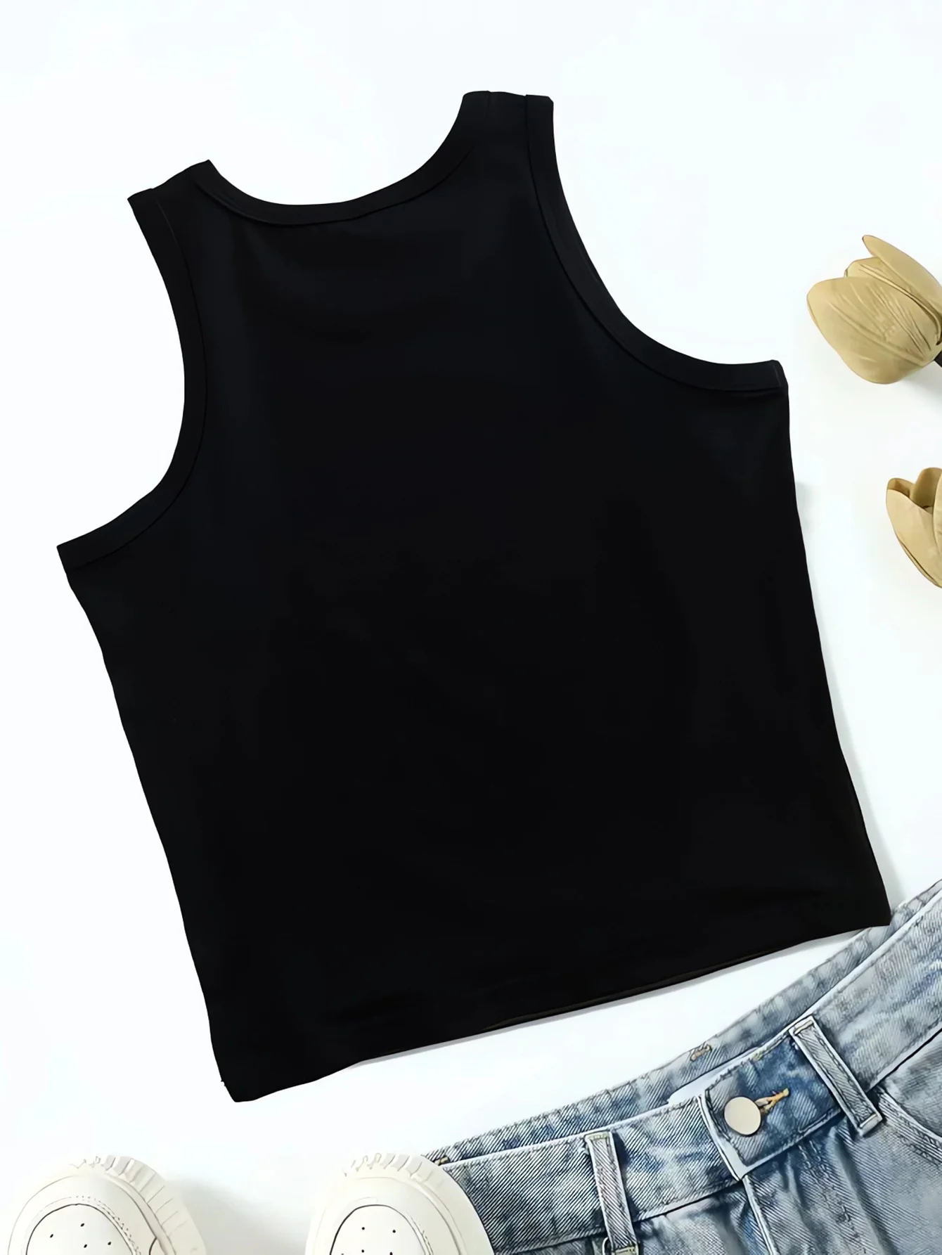 Fashionable Y Style, Relax Printed Women's Top, Versatile Short Vest for Casual Wear at Home or Out