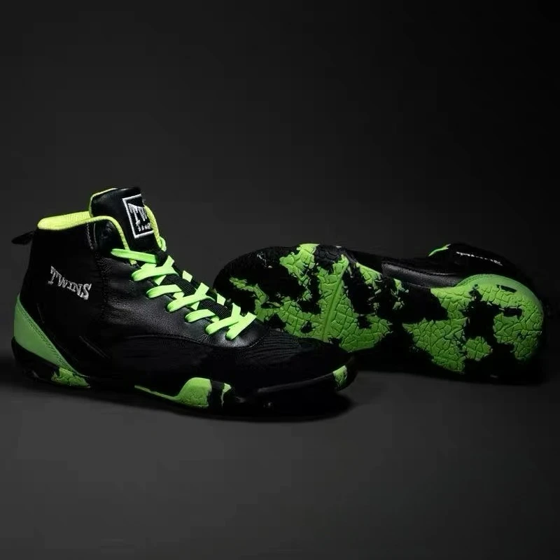 

Classic Brand Boxing Shoes for Mens Womens Hard-Wearing Fighting Boots Big Boy Wrestling Shoes Designer Gym Training Shoe
