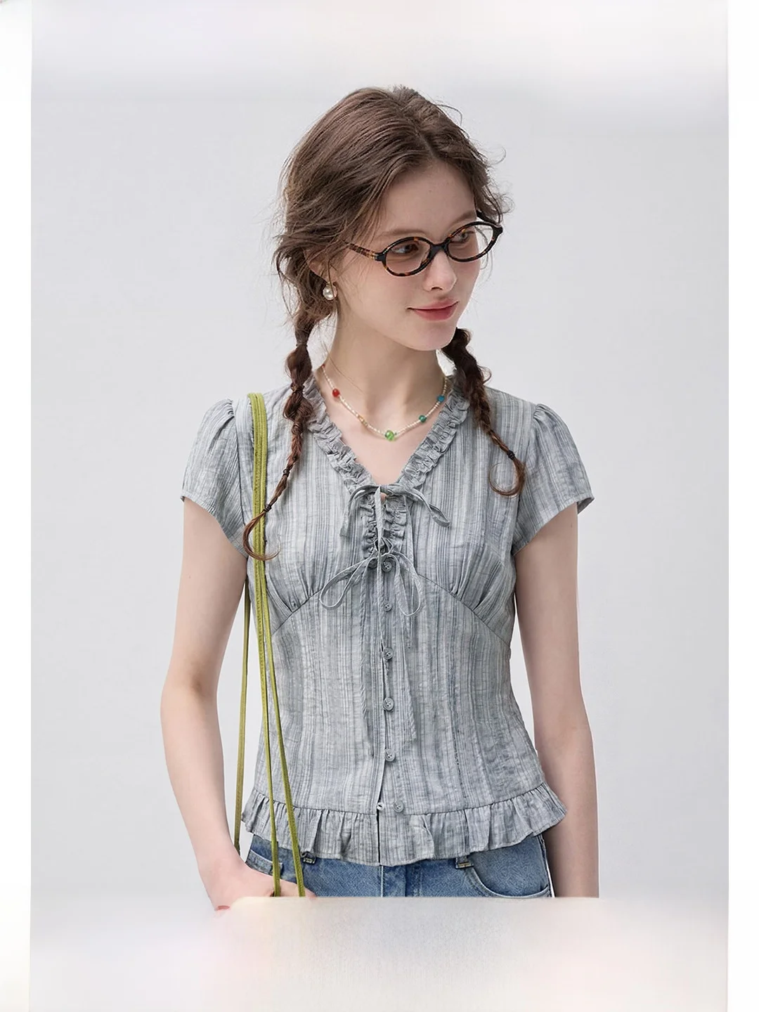 

Женская рубашка Vega Chang с коротким рукавом, летняя новинка 2026, корейский стиль, прямой крой, сине-серая, с поясом, для офиса и повседневной носки