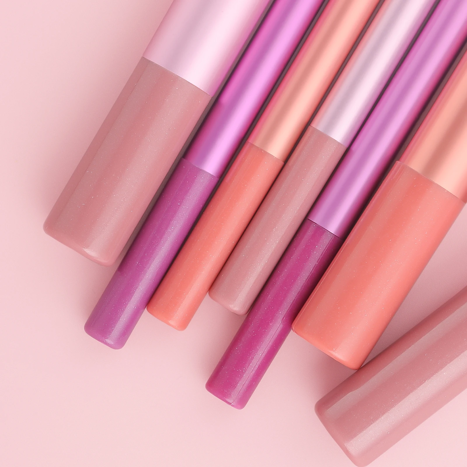 مجموعة فرش مكياج يومية كلاسيكية مكونة من 8 قطع و1 قطعة بيضة تجميل مشطوفة كبيرة رطبة وجافة ذات الاستخدام المزدوج - مناسبة لمكياج الوجه اليومي