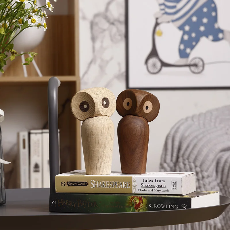 Lovely Fashion Owl Bird Animal Figurines Decor Home Living Room Bookshelf Natural Miniature Woodcraft is Popular Cute Kid Gifts