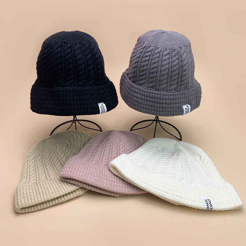 

Knitted Bucket Hats New Loose and Comfortable Versatile Casual Solar Men Women Warm Fashion Autumn and Winter Ear Protection