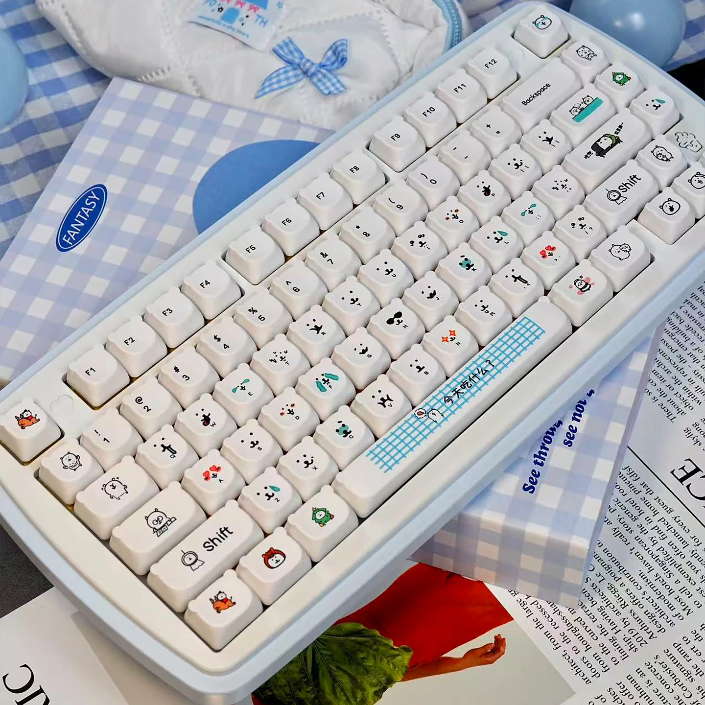 URE Cute White Bear Keycaps Dye-Sublimation PBT Keycaps EAO Key Caps For MX 61/64/75/87/96/104/108 Mechanical Keyboard
