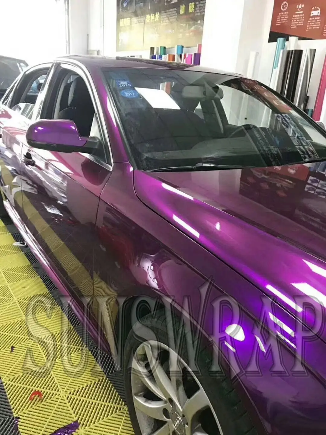 

Super High Gloss Metallic Purple-Red Vinyl Film Wrap Car Decoration With Air Bubble Free 5x59ft/roll