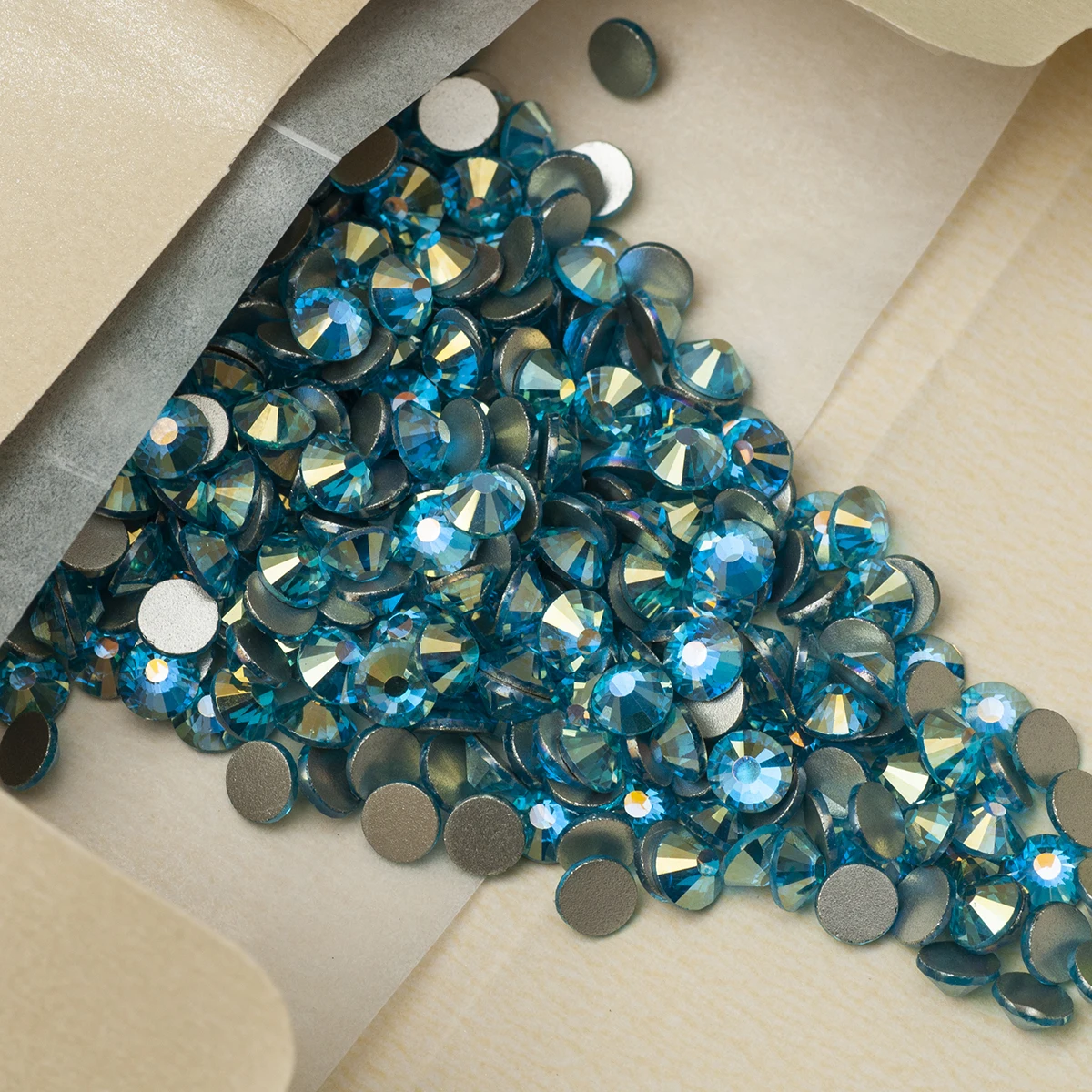 Effektfarben, nicht heißklebbare, flache Strasssteine, Kristall-Pixies für Kleidung, Nagelkunst, Bekleidung, Kleiderdekoration – Detail 10