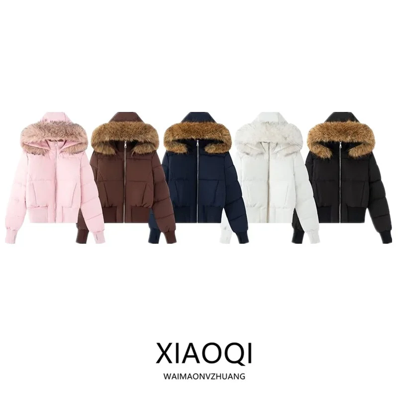 معطف شتوي جديد للنساء من القطن مع غطاء للرأس وسحاب دافئ متعدد الاستخدامات مع ياقة فرو مناسب للتنقل اليومي بأكمام طويلة