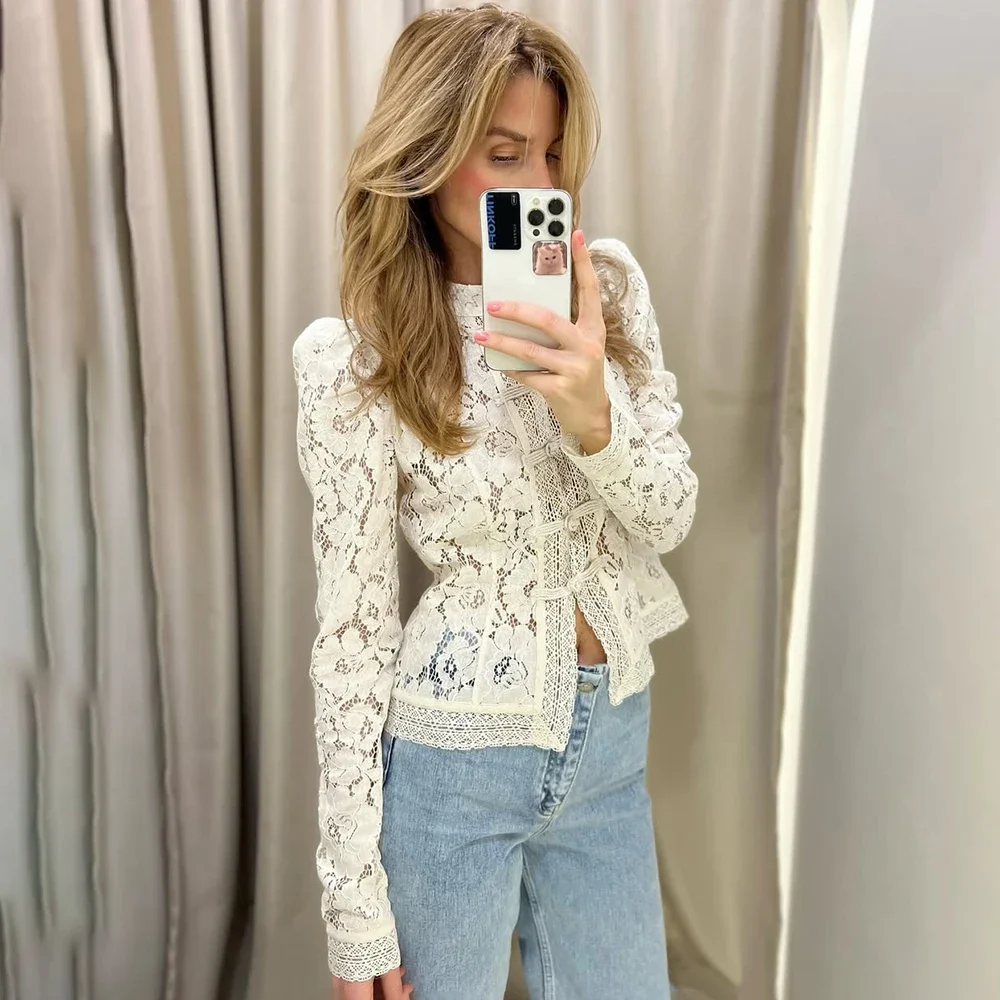 

Luxury Lace Blouse Fashion Lace Print Single Breasted Slim Shirt Vintage Elegant Party Looks Summer Women Blouse Tops