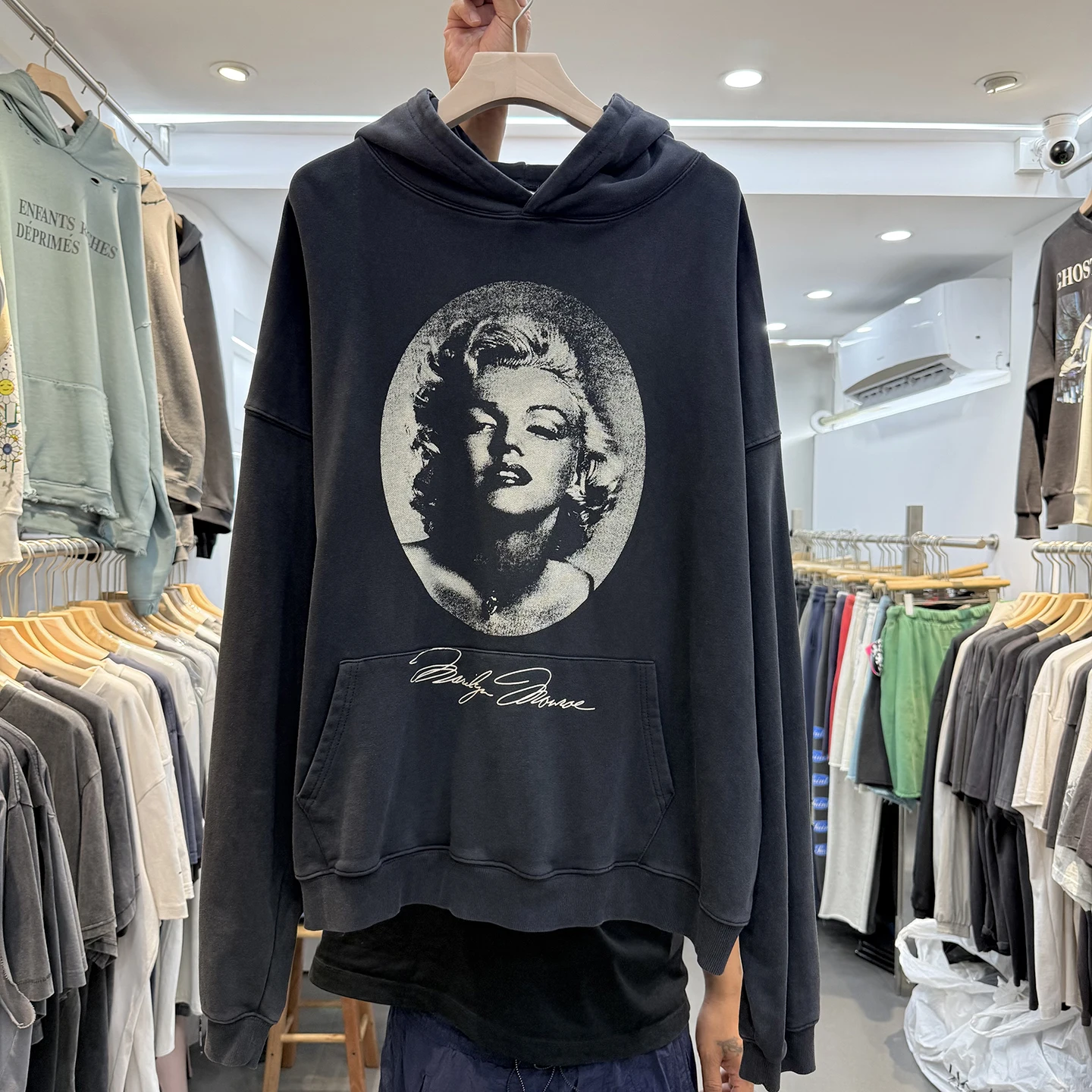 

Retro Waed Marilyn Monroe Portrait Print Jaet Loose Casual Hoodie Trendy Water Waed Casual Print Outerwear for Couples
