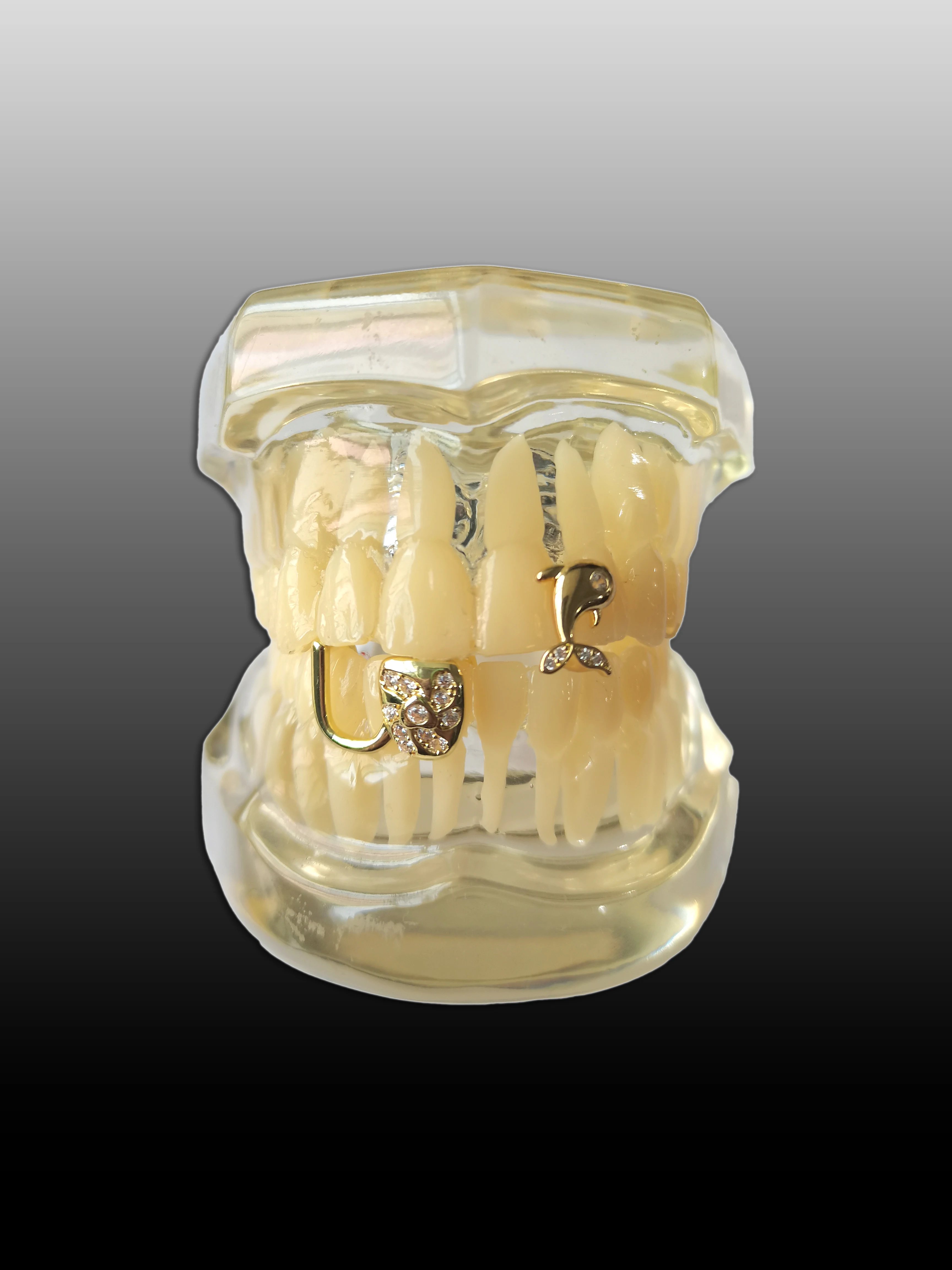 يتم بيع الحلي العصرية على شكل طاحونة/طاحونة هوائية/الأسنان بشكل جيد وهي مثالية لهدايا الشرير في المهرجانات الموسيقية #2