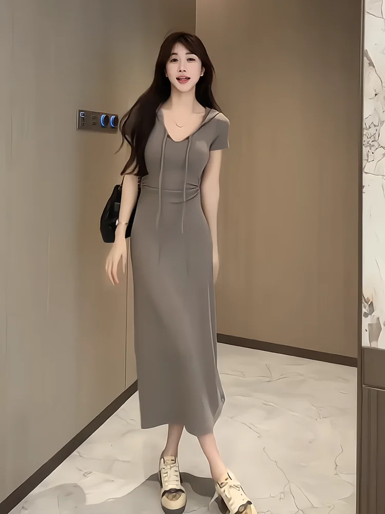 

Новое летнее женское платье с капюшоном в стиле Sweet Ins: элегантное, приталенное, длинное, нежное, женственное, уникальное, для утонченной аудитории.