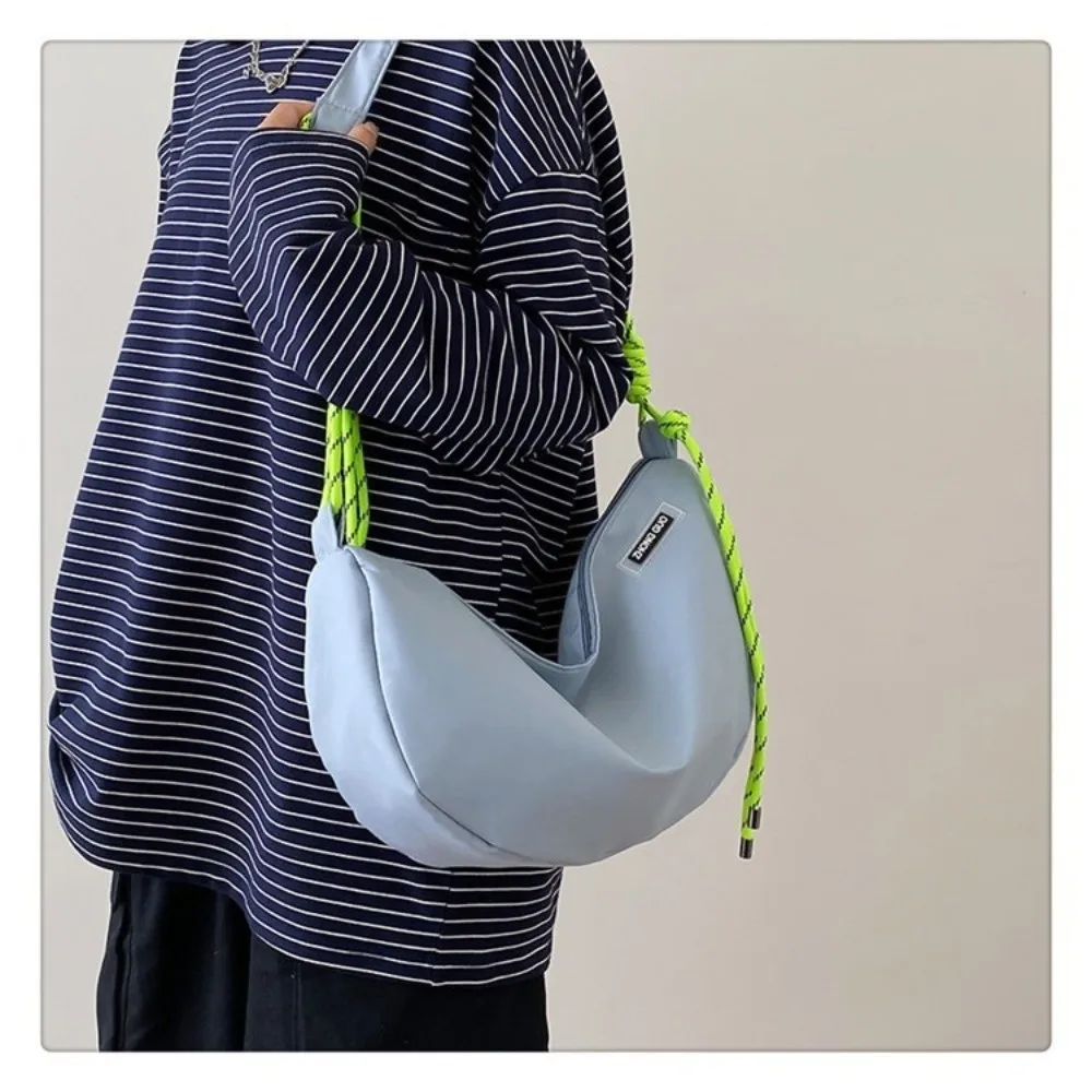 Fashion Nylon Crossbody Bag Sports Multifunctional Messenger Bag Solid Color Large Capacity Shoulder Bag Women Men