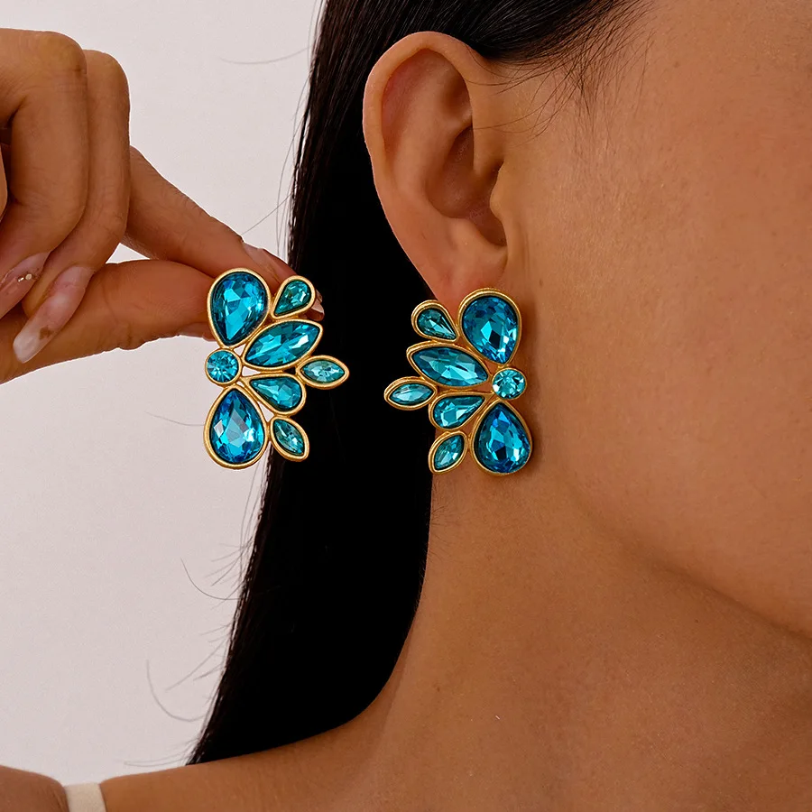 Super flash light luxury diamond-encrusted flower butterfly water drop silver needle earrings, retro niche temperament high-end