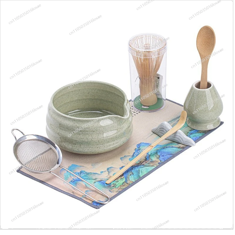 

Для полосатого набора из восьми предметов матча, чаши матча, инструмента для заказа матча, керамической чаши, кисточки, миксера