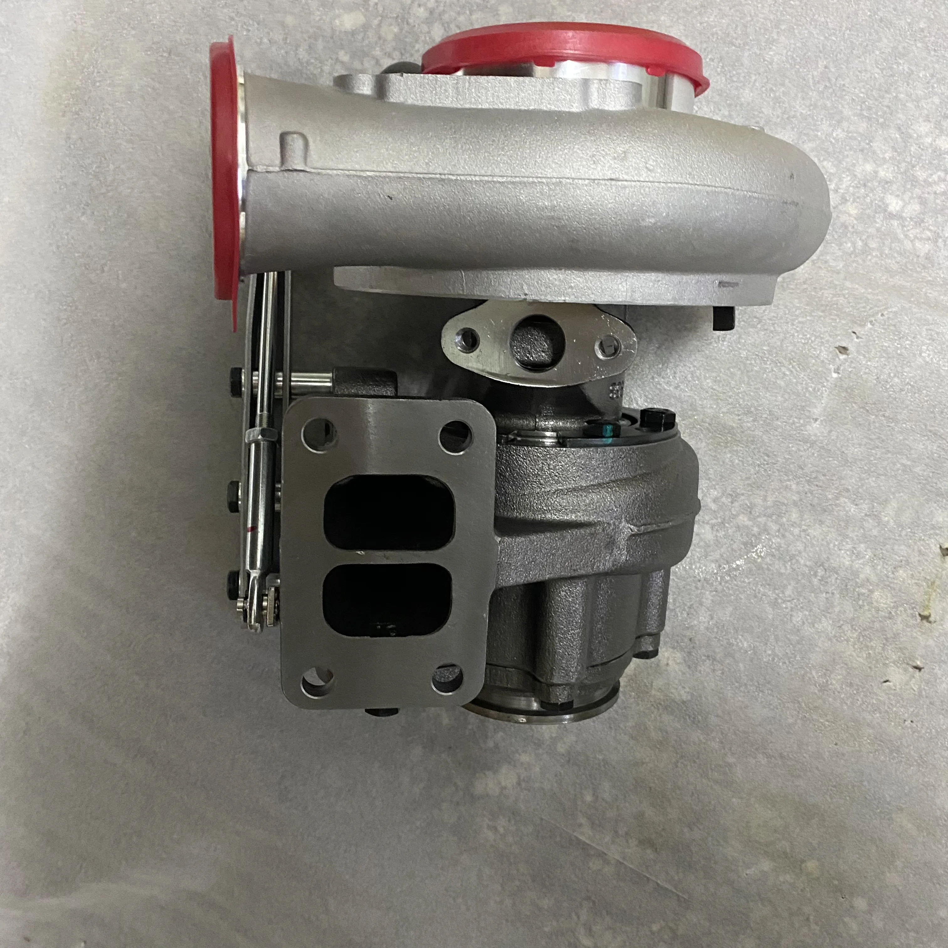 High-Quality  6B 6BTA5.9 6BTAA Diesel Engine Spare Parts  Hx35W Turbocharger 4955158