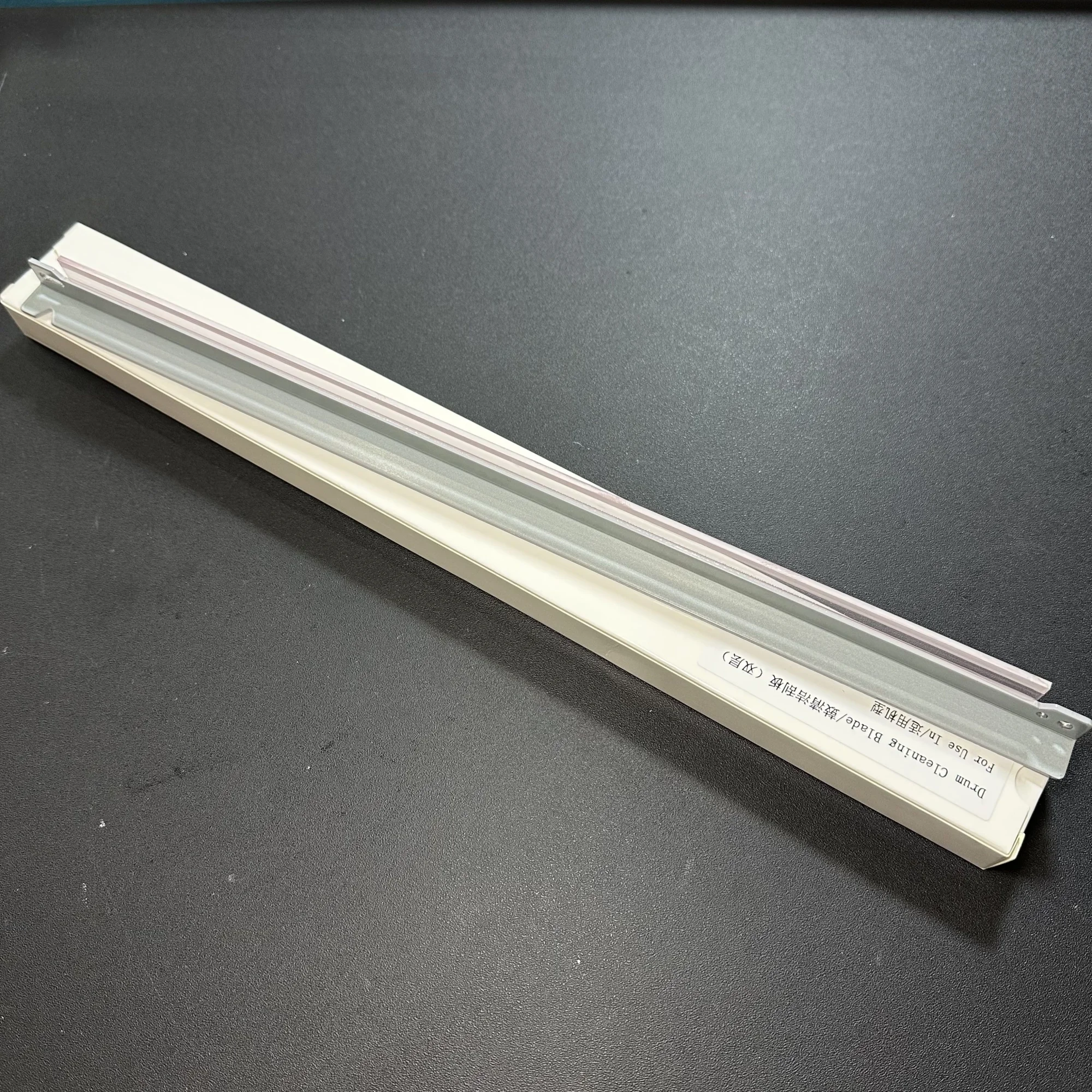 

4 шт. для Xerox 560 550 C75 C70 250 252 700i 240 242 7500 6550 7780 5065 9065 9070 7785 лезвие для очистки барабана CMYK * 1