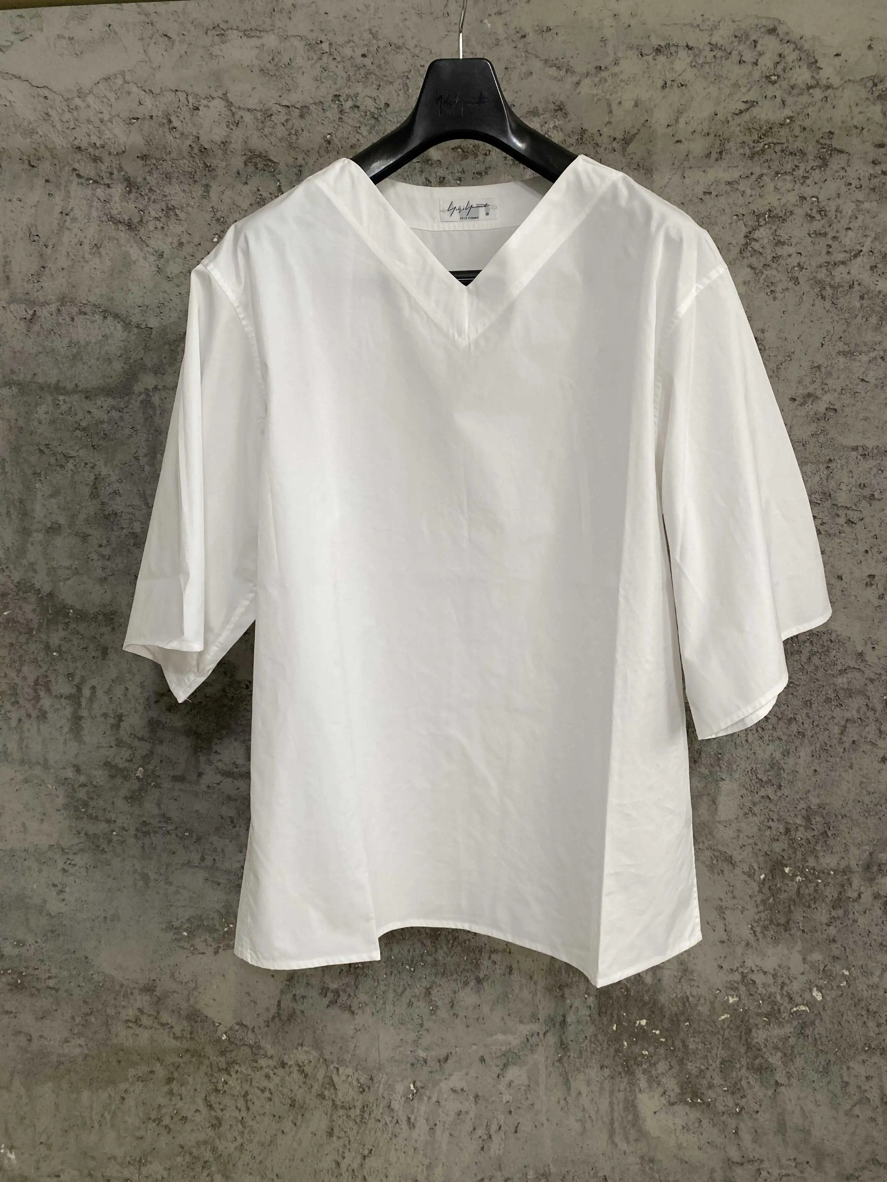 Original design V-neck short-sleeved stand-up collar shirt, casual Japanese style niche designer