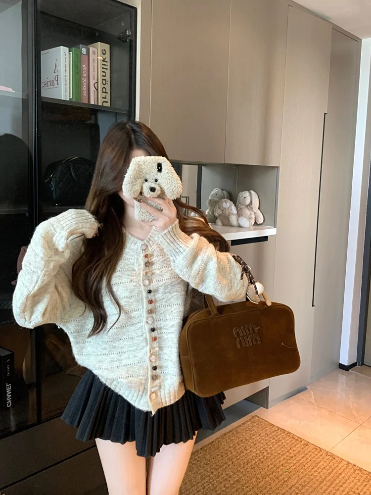 

Мягкий уютный вязаный кардиган на пуговицах для женщин, свободный крой, в корейском стиле, осенний дизайн, вязаная кофта-кардиган в стиле Gentle Wind