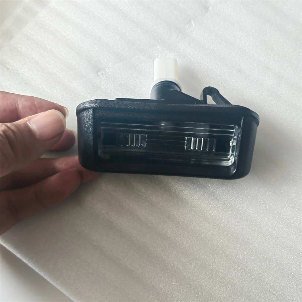 

License Plate Light ​for Citroen Berlingo Peugeot Partner Expert Number Plate Lamp 6340G7 6340.G7