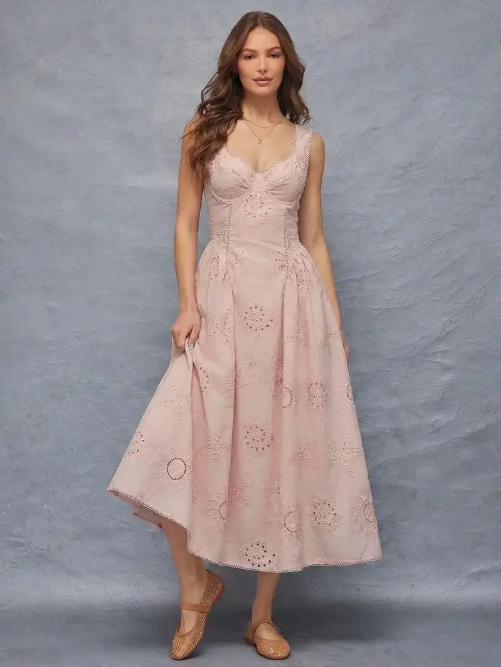 Pink Seashell Embroidered Sweetheart Midi Dress