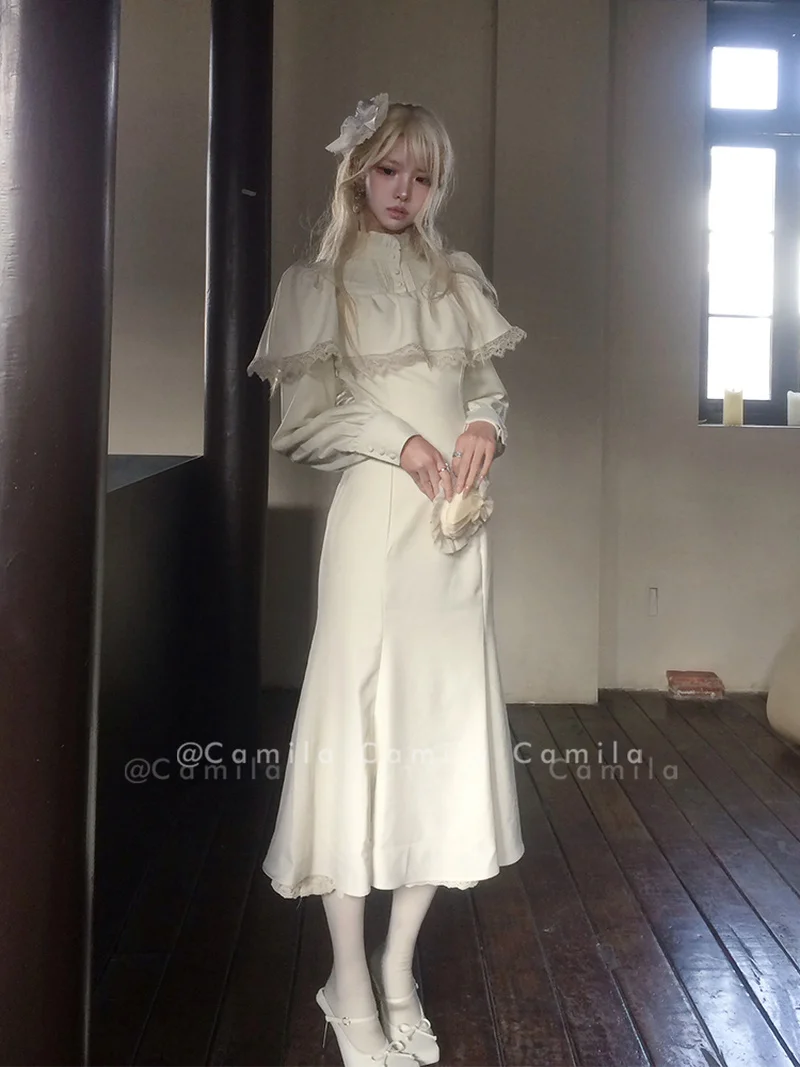 

Белое плащное платье в французском женском стиле 1/1 с длинным рукавом на талии — осенне-зимнее платье с завязками в стиле ретро, с футляром и подолом русалки