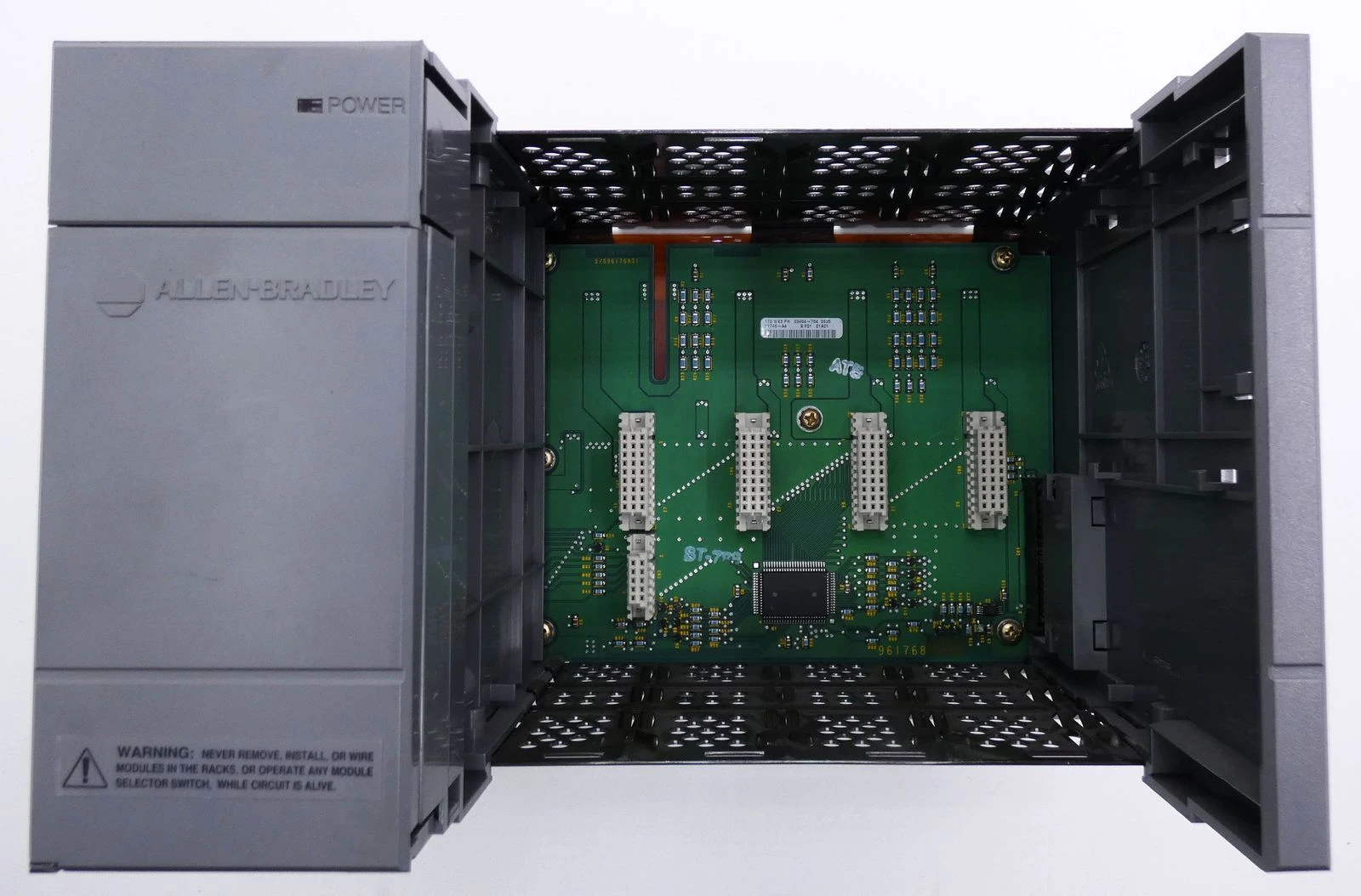 Módulo de fuente de alimentación 1746-P1 en stock