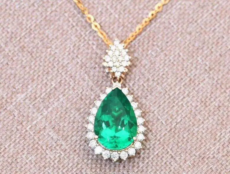 Light Luxury 925 Silver Inlaid 5 * 7mm Natural Emerald Pendant Emerald Necklace Pendant with Gold Plating  Gift for Woman