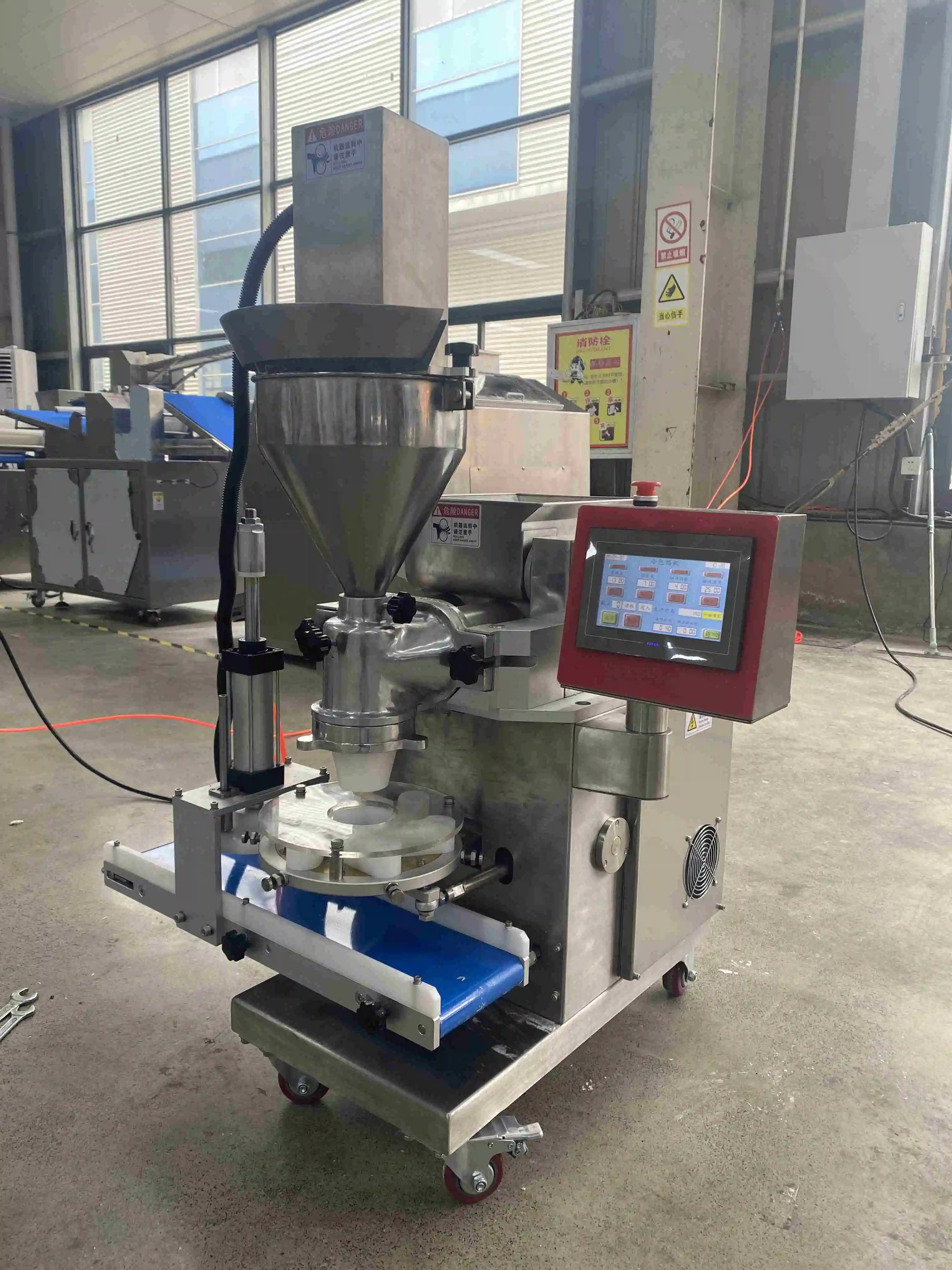 Factory Price Hot Sales Cheap Meatball Chocolate Ball Maker Kibbe Kubbeh Kibe Kubba Kibbeh Encrusting Machine