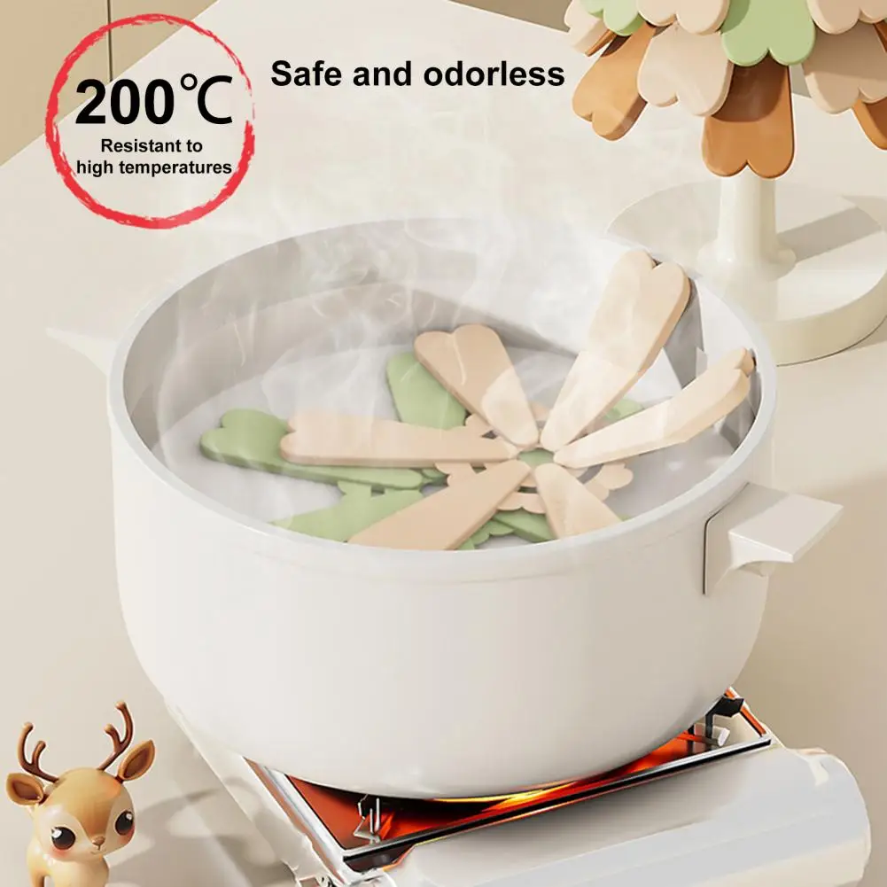 

Silicone Trivet for Hot Dishes Christmas Tree Silicone Trivet Set Heat Resistant Coasters for Kitchen Foldable Anti-slip for Hot