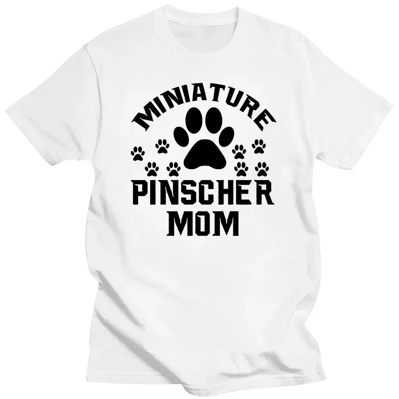 Dog Mom Tshirt - Miniature Pinscher Mom Shirt - Miniature Pinscher Gift Vintage Graphic Tee Shirt manga vintage anime clothes.