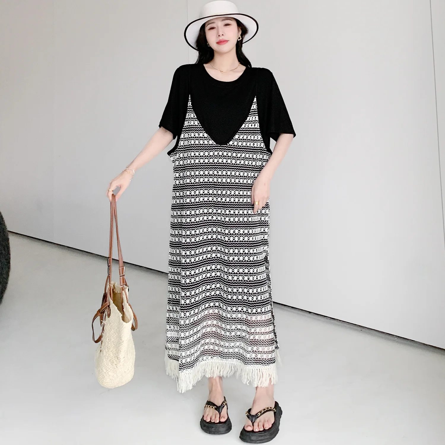 Abito lungo estivo Abito da donna con maniche corte larghe e larghe T-shirt con cinturino appeso Abito con bretelle con nappe a righe Set da due pezzi