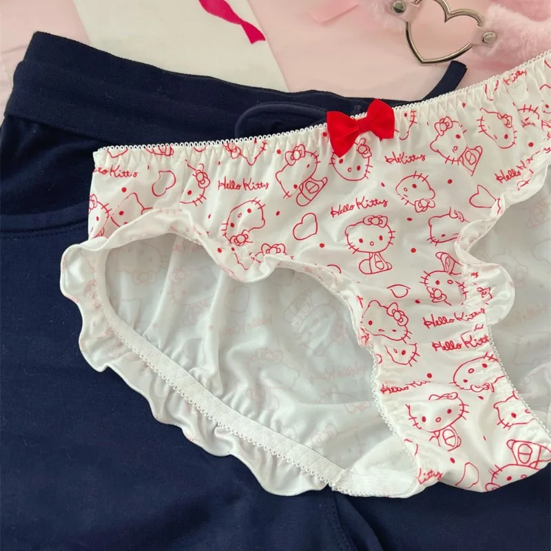 HelloKitty Sanrio النساء سراويل الكرتون مثير T على شكل Underpant فتاة ملخصات الراحة التهوية Kawaii موضة Pantys الملابس الداخلية
