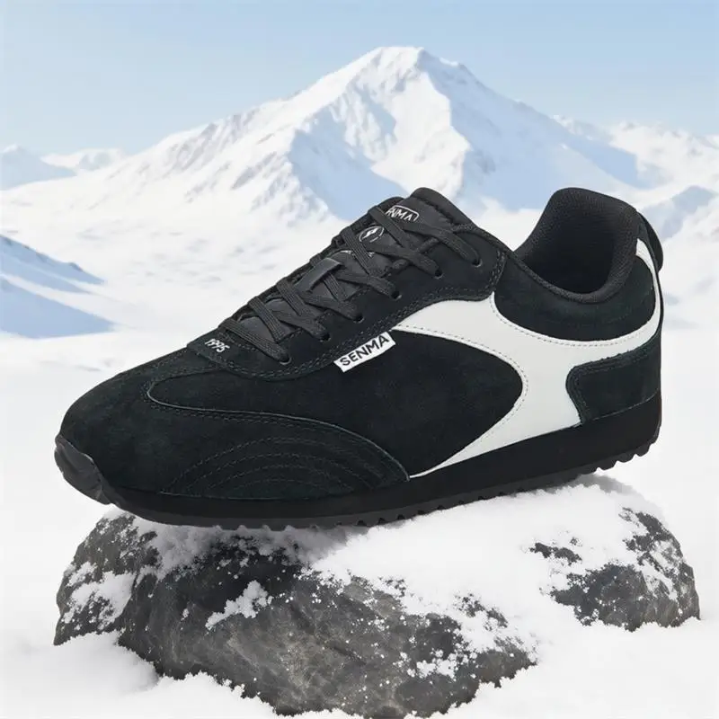 

Mesh Casual Shoes for Men in Spring and Summer 2026 Hot Selling Casual Lightweight Sports Shoes Flat Running Shoes Skateboard