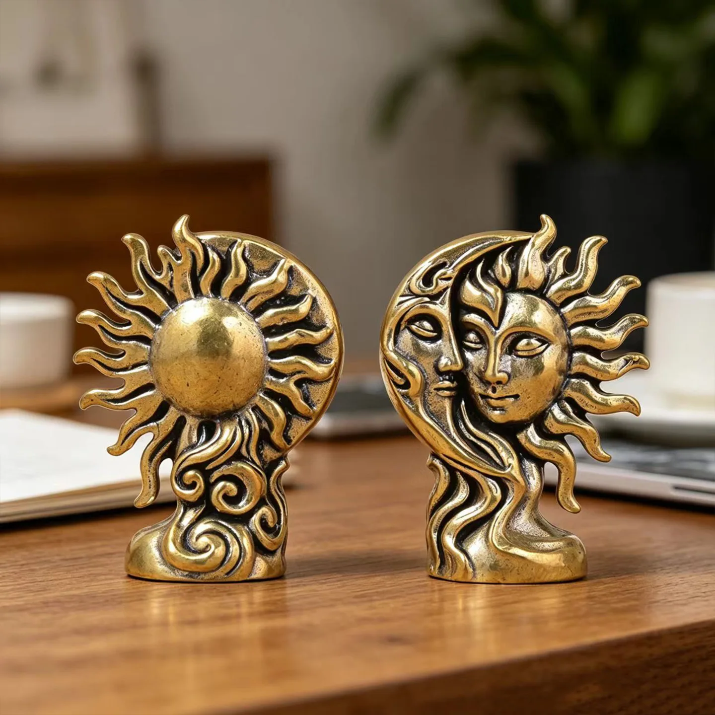 Brass Sun And Moon Figurines Miniatures Desktop Ornaments Retro Metal Small Statue Model Crafts Home Decorations Accessories
