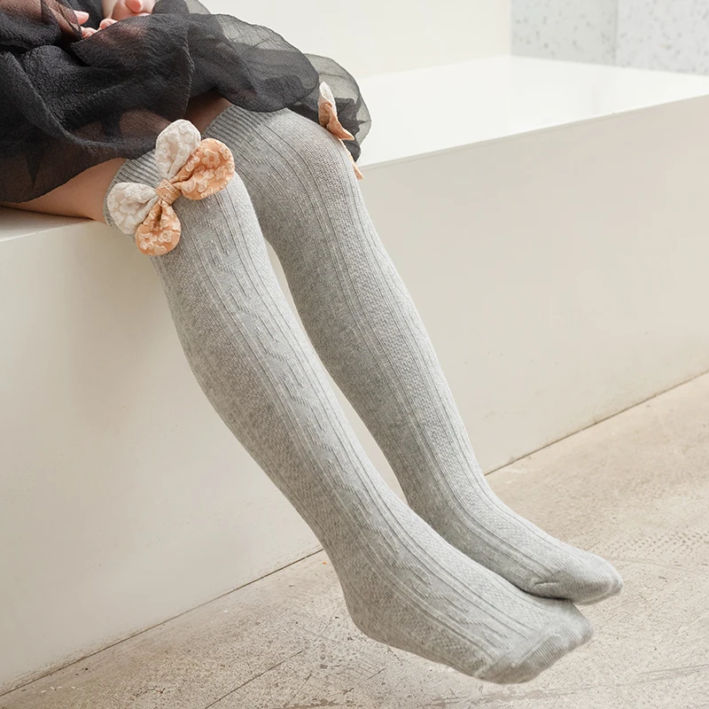Children Cute Two Color Decor Bow Anti Pilling Cable Knit High Tube Over The Knee Socks Twisted Texture Cozy Elastic Long Socks view 4