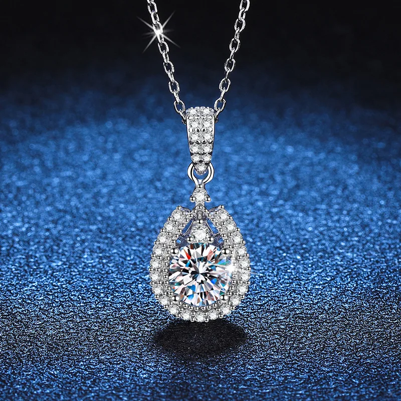 18K platinum diamond necklace, drop-shaped pendant, clavicle chain plated platinum micro-set with diamonds, 1 carat moissanite