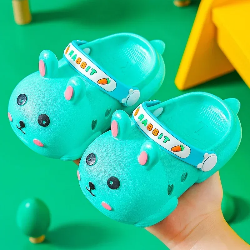 

Тапочки детские для дома, милые Нескользящие шлепанцы с мультяшным рисунком, мягкая подошва, для маленьких и средних мальчиков, летние