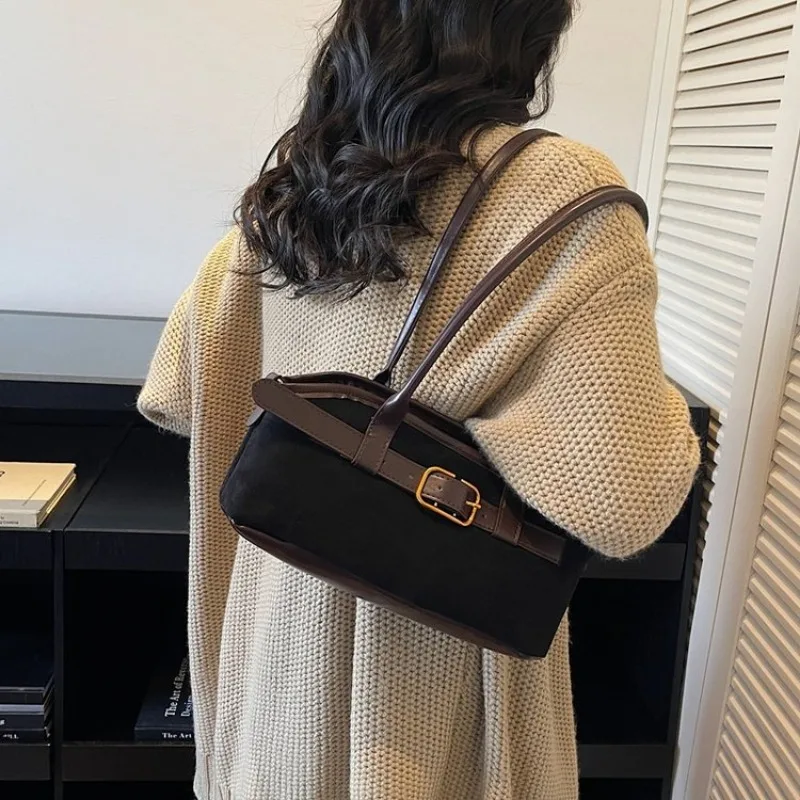 

Chic Handbag One Shoulder Office Commuting Work Event Exquisite Portable Trendy Simple Versatile Elegant Practical