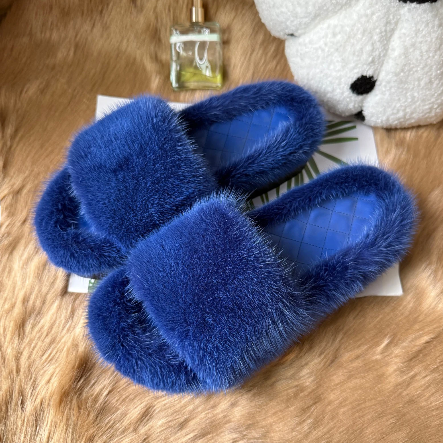 Dicke, warme Hausschuhe aus echtem Nerzfell für Damen, flauschige Pantoffeln, luxuriöse, warme Plüschfell-Schuhe für den Winter. – Detail 9