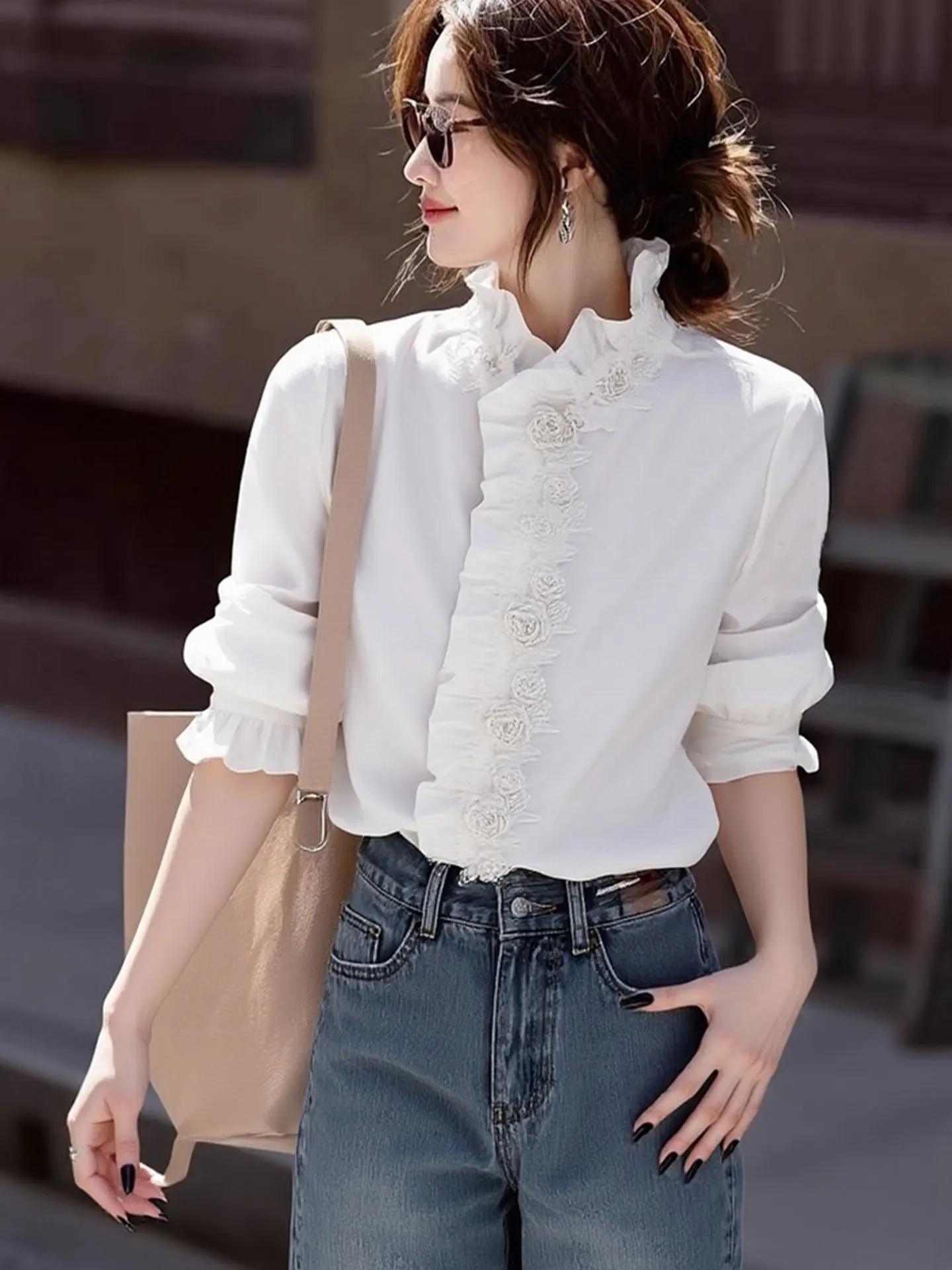 

Элегантная белая рубашка с 3D цветами, модная весенняя верхняя одежда в корейском стиле, свободного кроя, с длинными рукавами, для повседневной носки