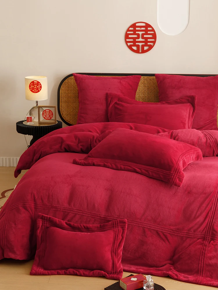 Simple Winter Red Milk Velvet Wedding Four Piece Coral Velvet Wedding Thickened Warm Double-Sided Velvet Bedding